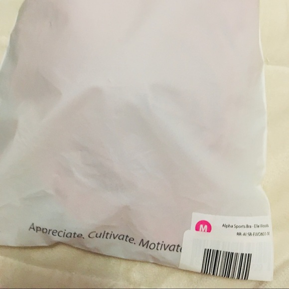 *SOLD* (Cross-posted) Buffbunny Alpha bra - BNWT - Picture 7 of 7